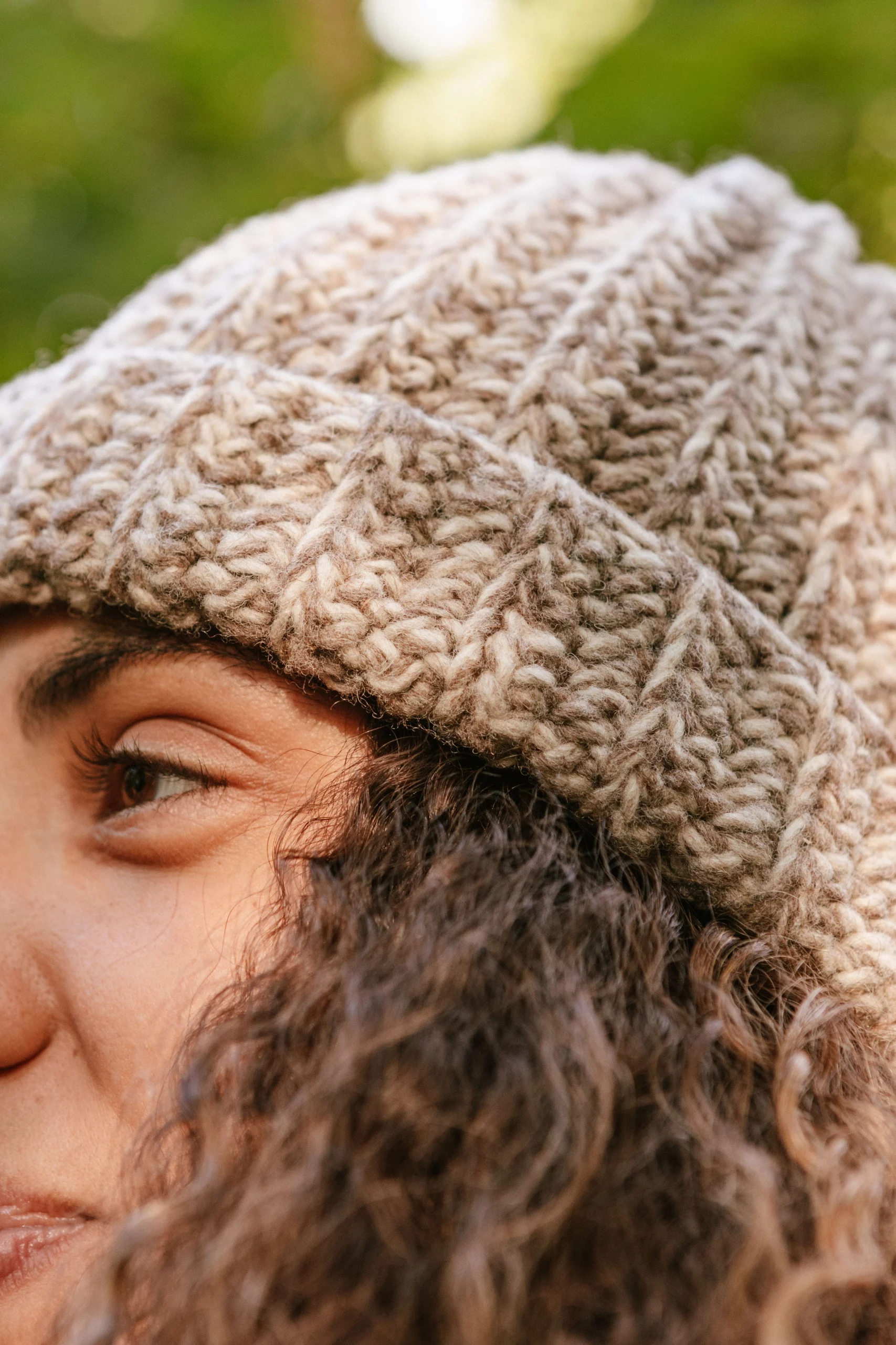 gorro liquen blanco lana detalle del gorro liquen blanco