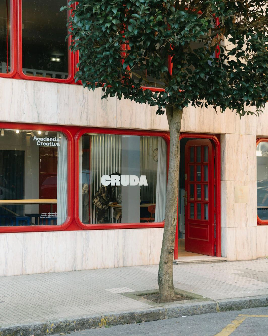 taller crea tu pañuelo de red en cruda espacio gijon